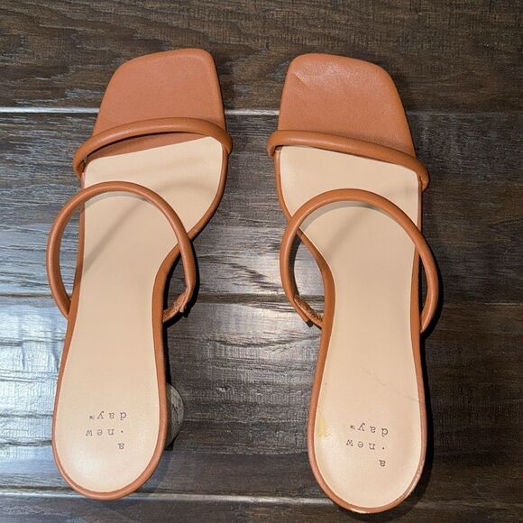A NEW DAY SANDEL SIZE 12 - Picture 9 of 12